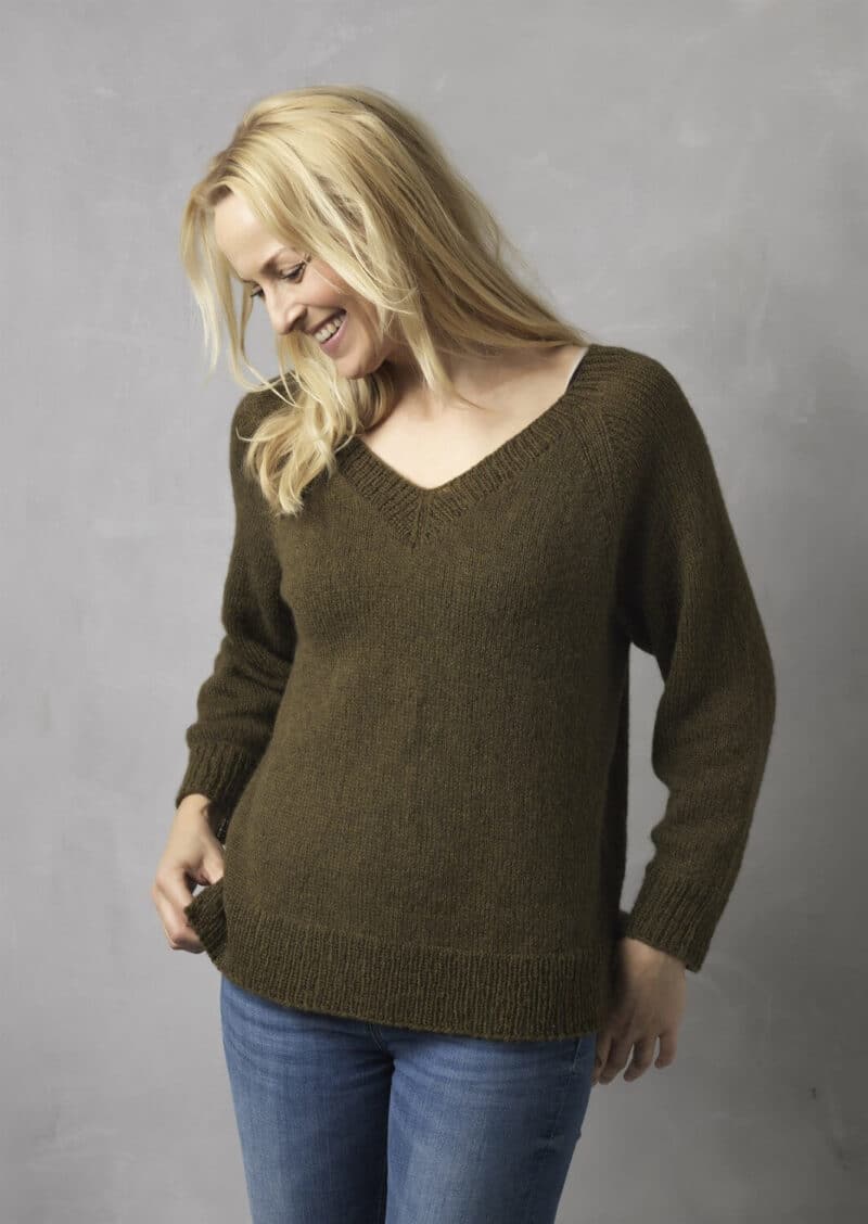 Old school - bluse med V-hals, 3815 - Tibet garn -