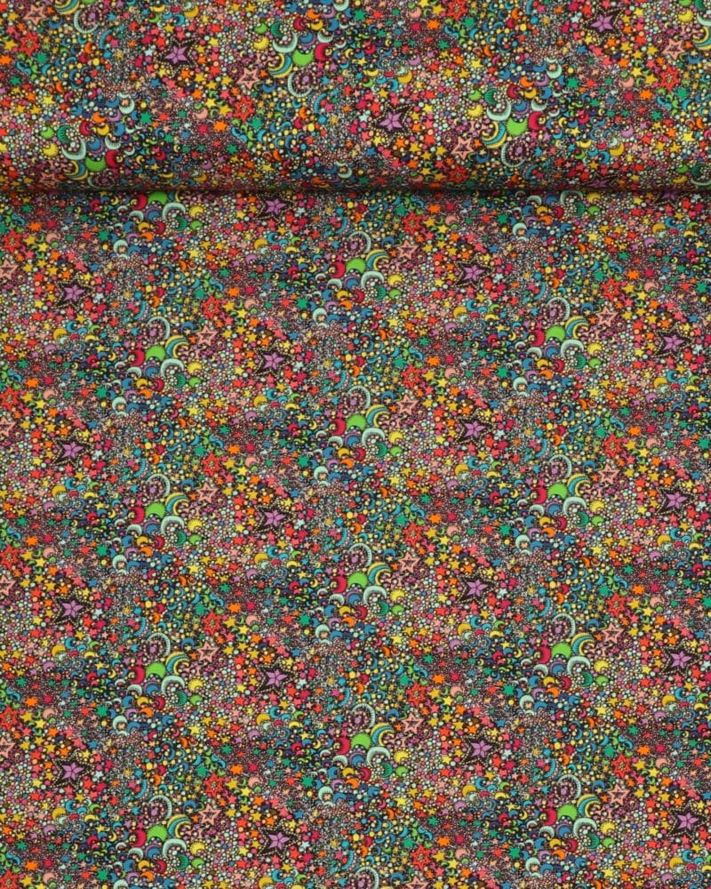 Farverige stjerner, prikker, halvmåner - Patchwork - Info mangler