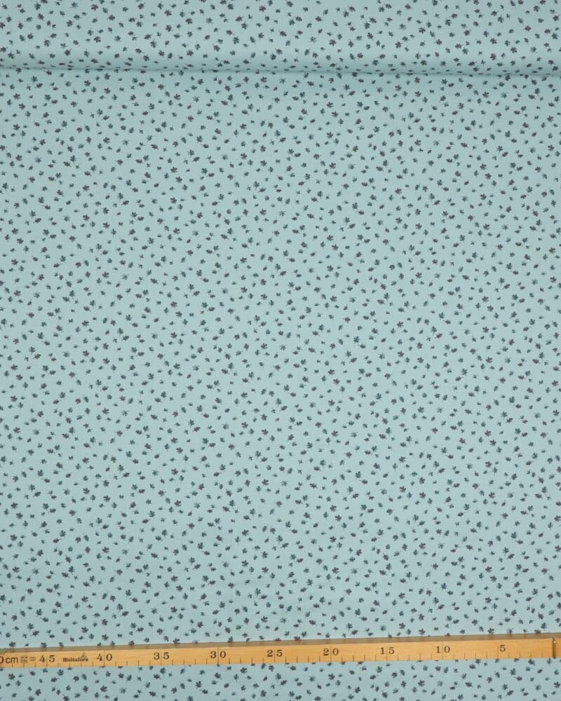 Små blomster på lyseblå - Patchwork - Stoffabrics
