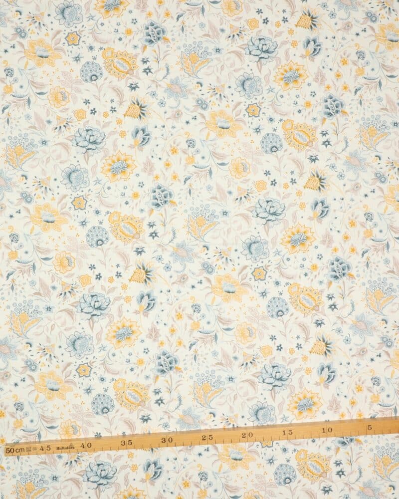 The artist´s home collection, blomster på hvid - Liberty - Liberty Fabrics
