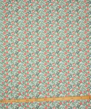 A woodland christmas, pynt på grangrene - Liberty - Liberty Fabrics
