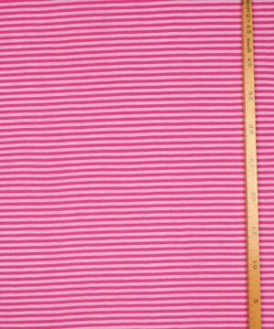 Pink/lyserød striber - Uld - Info mangler