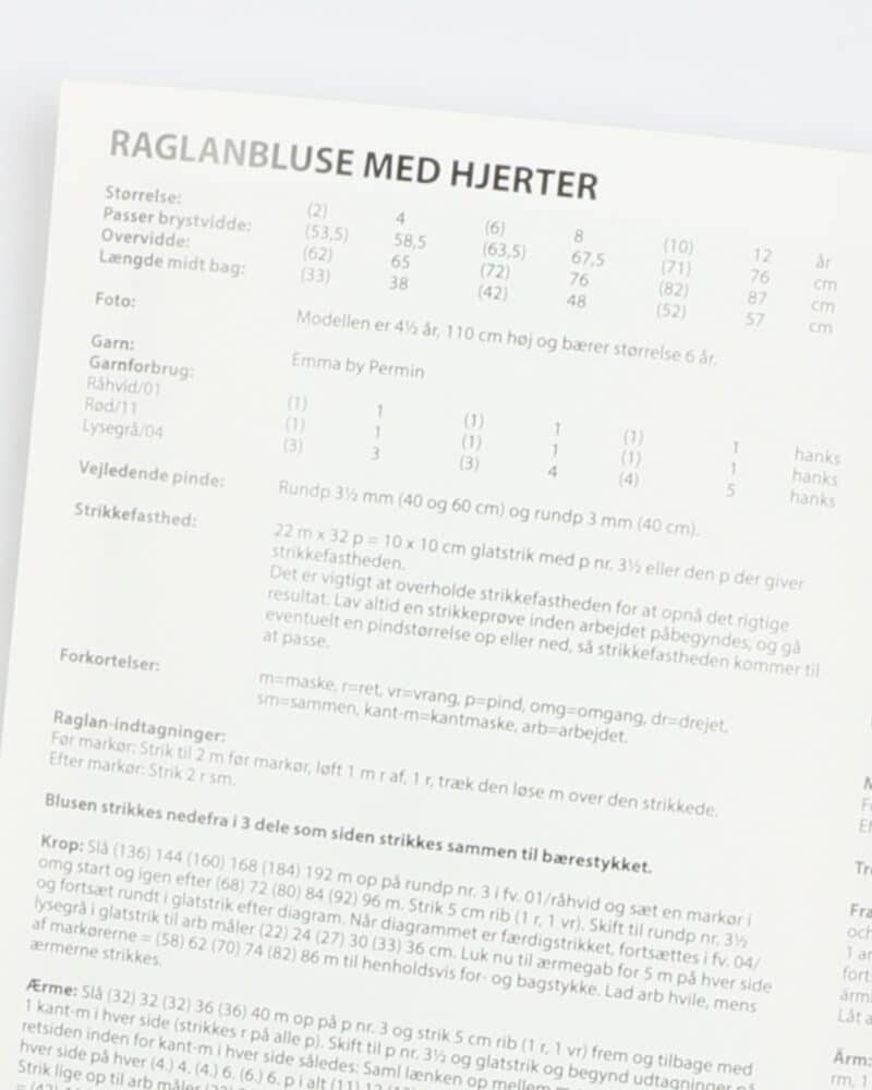 Raglanbluse med hjerter 2-12 år - Permin -