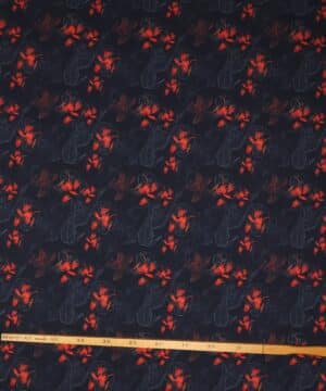 Orangerøde blomster på mørkeblå bund - Jersey - Stenzo
