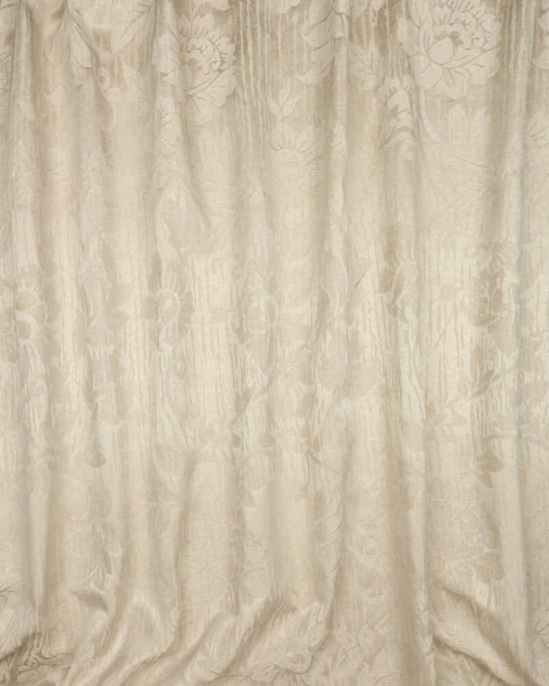 Beige med roser - Info mangler