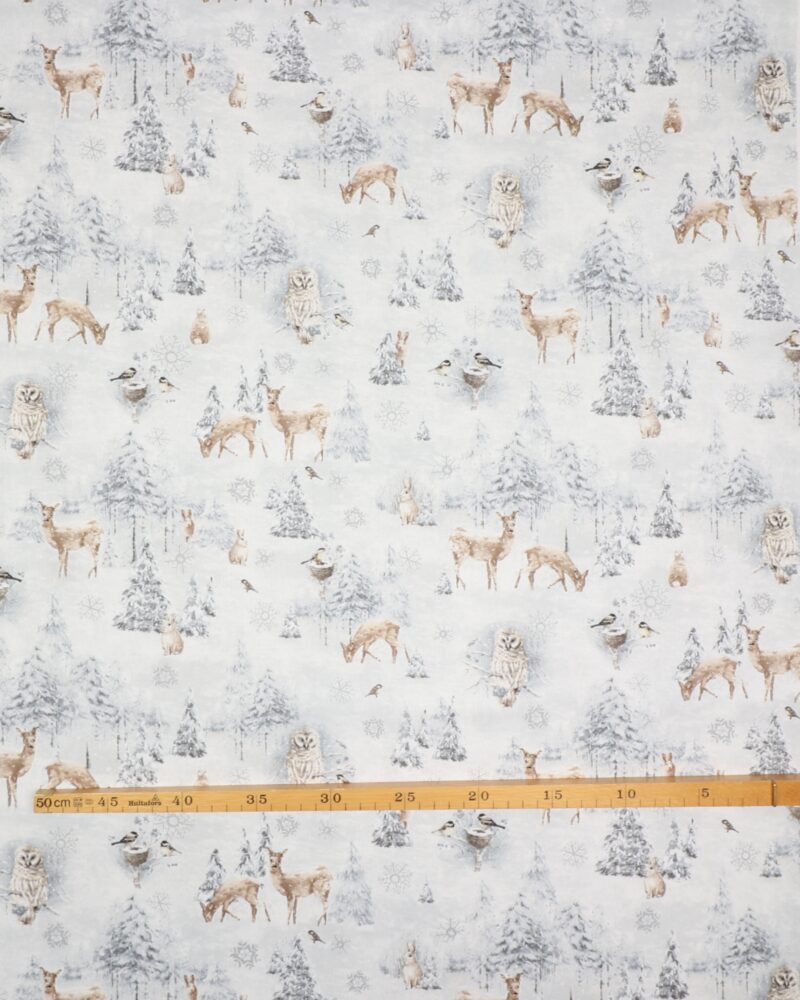 Woodland frost, dyr i vinterlandskab/gråblå - Patchwork - Wilmington prints