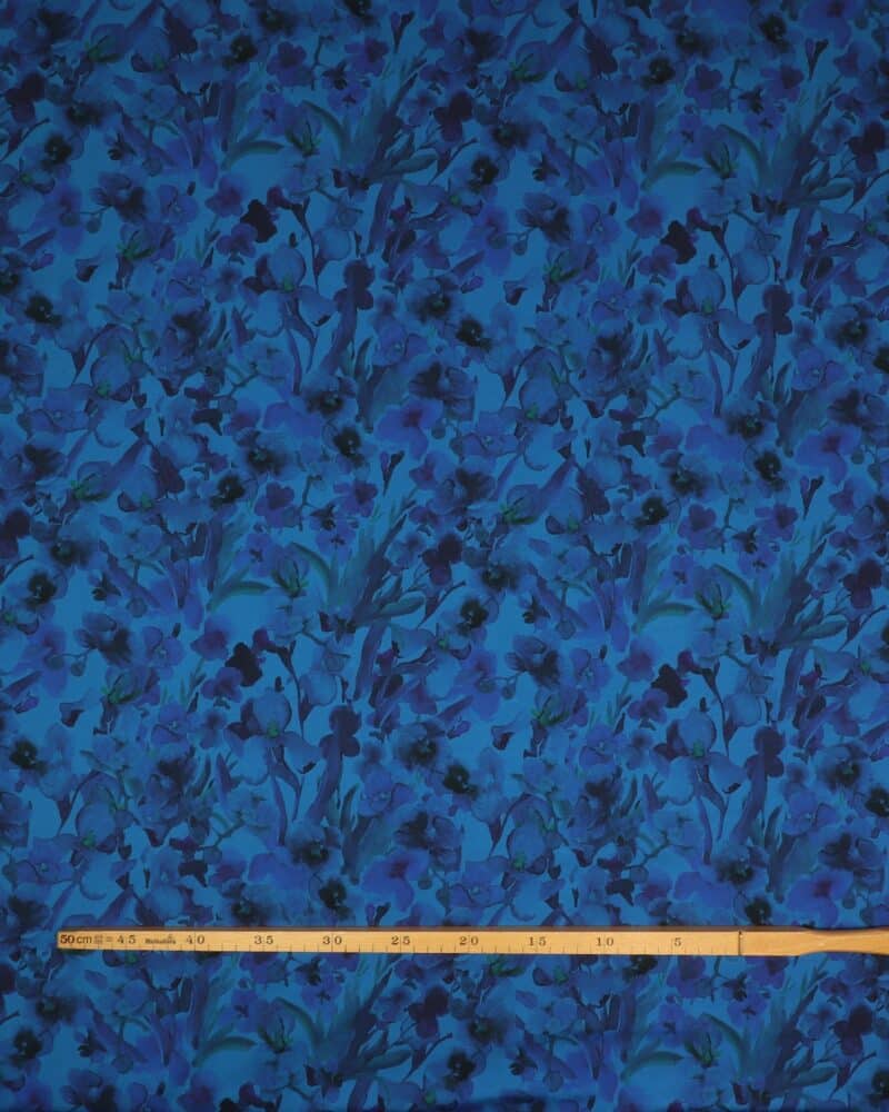 Blomster i blå/blålilla - Jersey - Stoffabrics