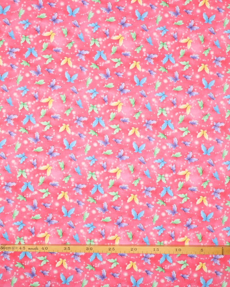 Fairy garden, sommerfugle på pink/lyserød - Patchwork - Studioe fabrics